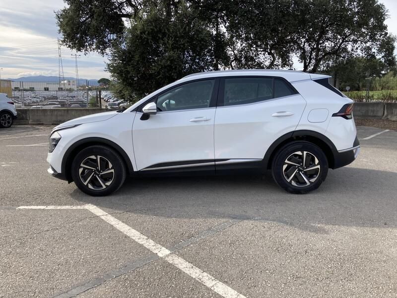 Kia Sportage • 2023 • 1,702 km 2