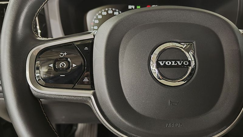 Volvo XC60 • 2020 • 49,138 km 29