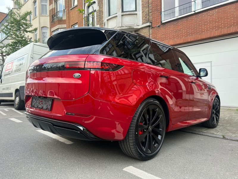 Land Rover Range Rover Sport • 2023 • 105 km 7