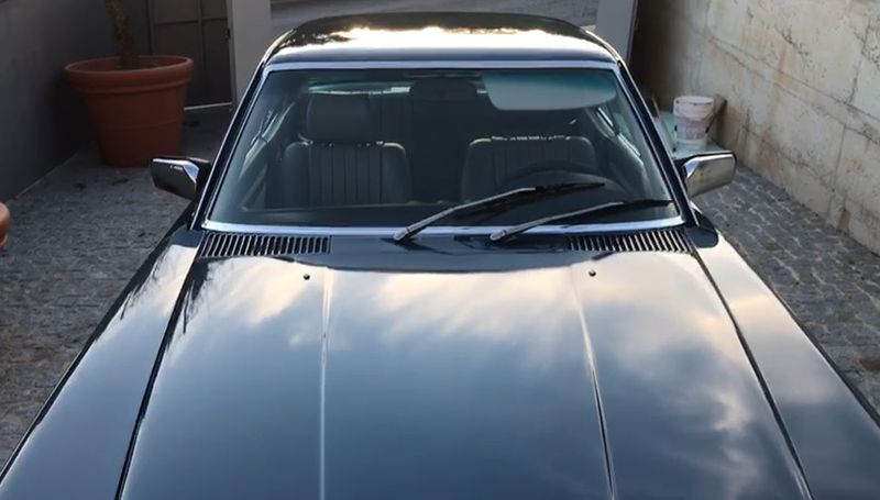 Mercedes-Benz SLC • 1982 • 185,000 km 3