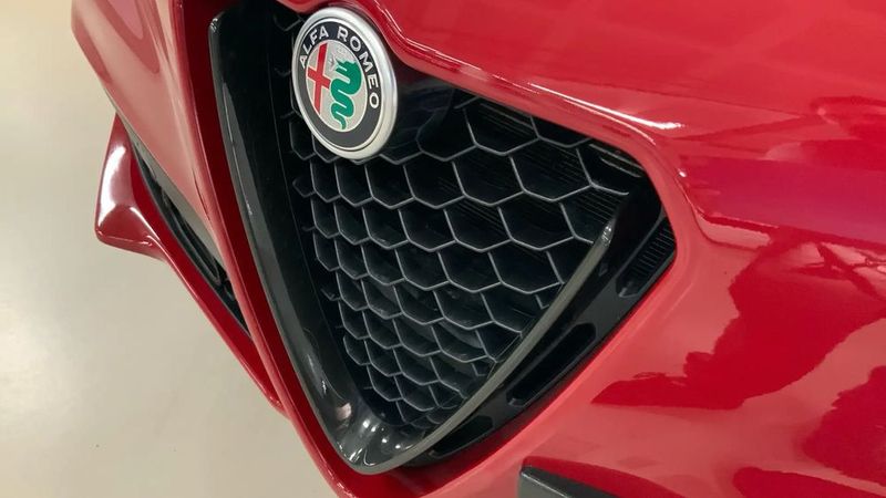 Alfa Romeo Stelvio • 2022 • 63,414 km 25