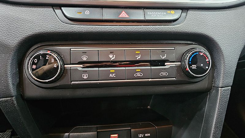 Kia Cee`d • 2022 • 29,412 km 13