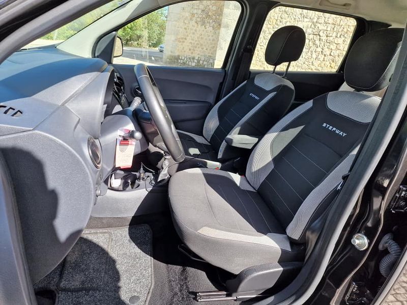 Dacia Lodgy • 2017 • 80,000 km 4