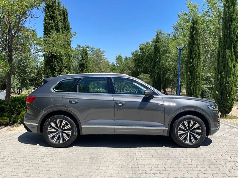 Volkswagen Touareg • 2021 • 78,000 km 6