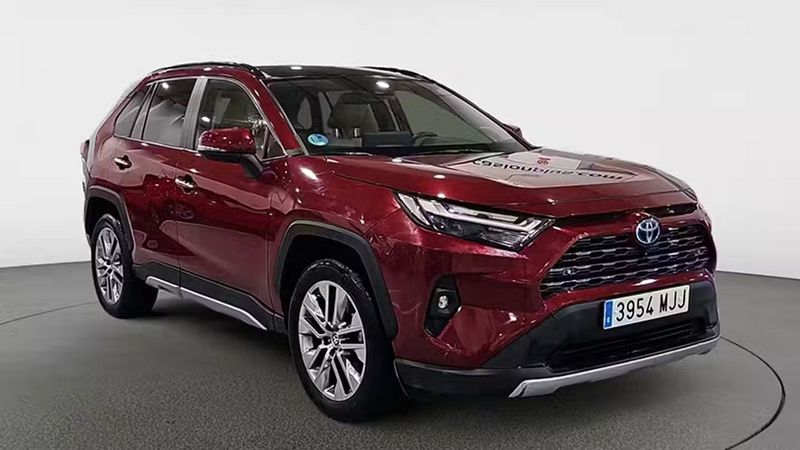 Toyota RAV4 • 2023 • 38,609 km 1