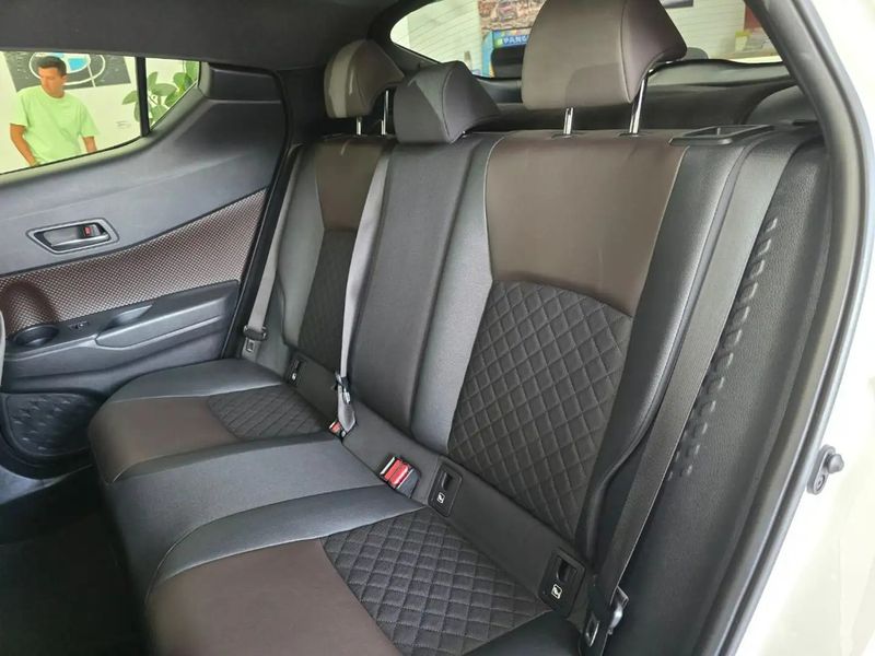 Toyota C-HR • 2017 • 113,532 km 8