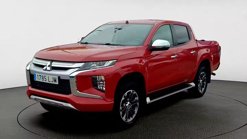 Mitsubishi L200 • 2020 • 121,530 km 1