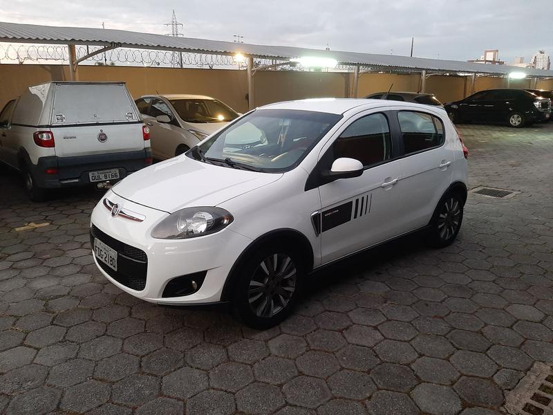 Fiat Palio Sporting • 2012 • 116,000 km 2
