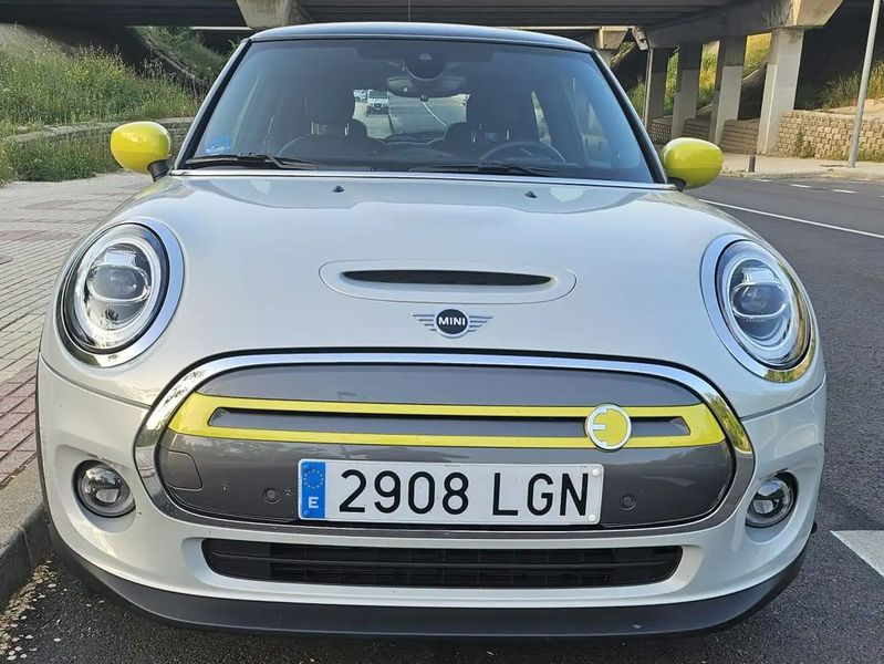 MINI Cooper Coupe • 2020 • 29,500 km 1