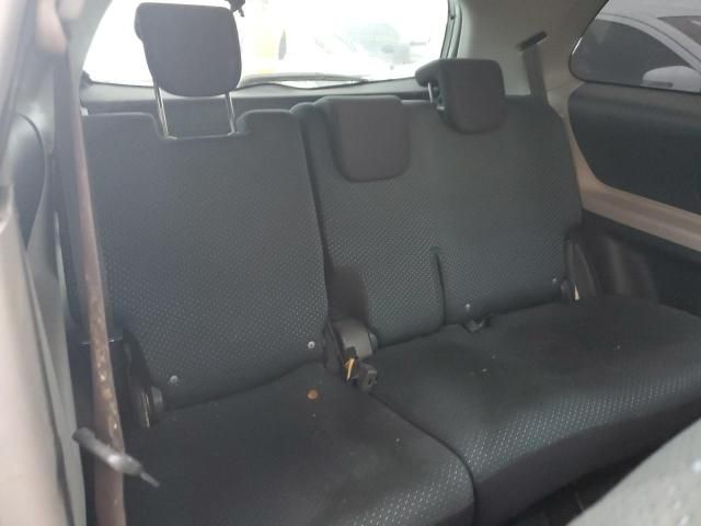 Toyota Yaris Hatchback • 2008 • 33 km 4