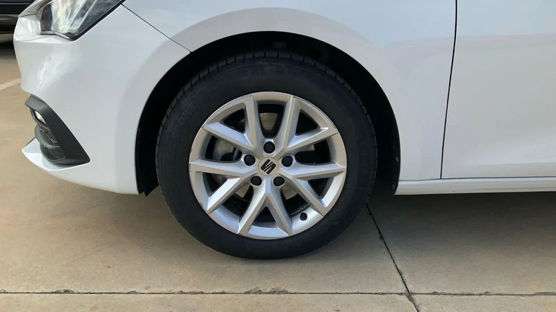 Seat Leon • 2020 • 61,000 km 6