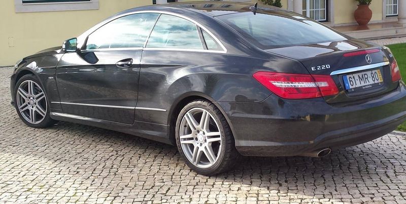 Mercedes-Benz E • 2012 • 130,000 km 2