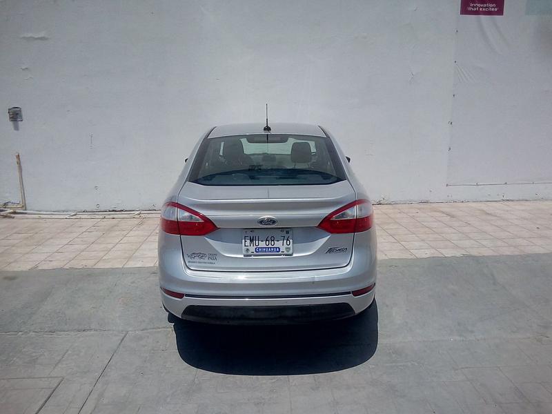 Ford Fiesta • 2017 • 48,000 km 3