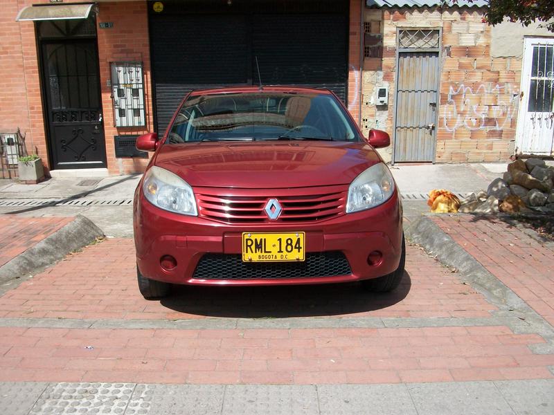 Renault Sandero • 2012 • 120,400 km 7