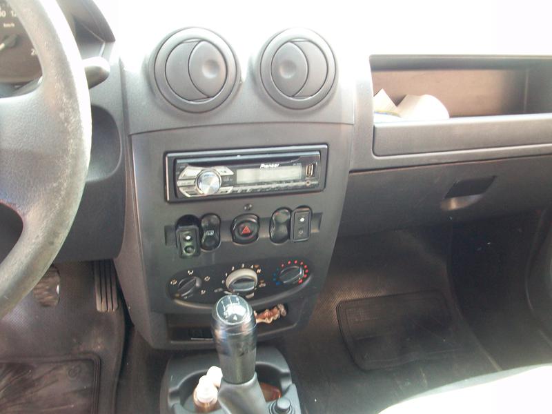 Renault Sandero • 2012 • 120,400 km 12