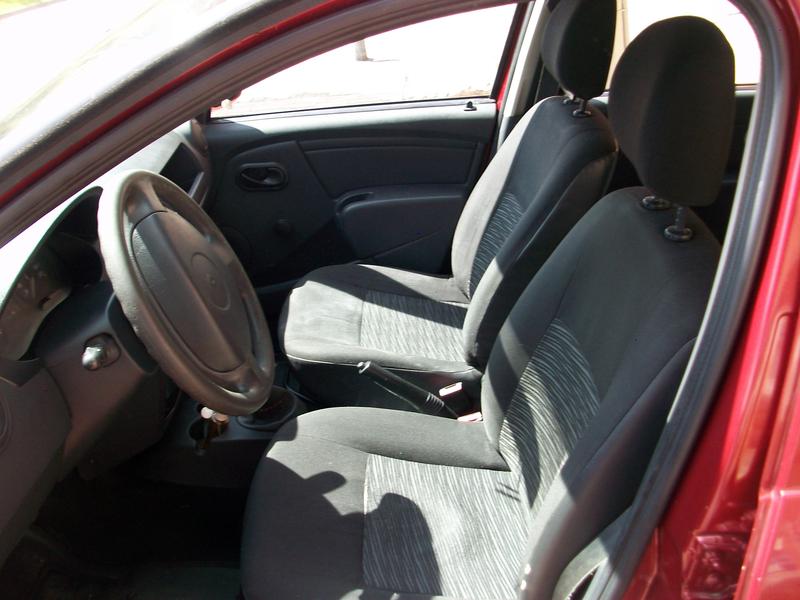 Renault Sandero • 2012 • 120,400 km 6