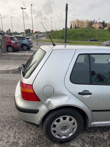 Volkswagen Golf • 2001 • 192,000 km 16