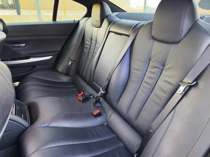 BMW 6 Series • 2015 • 133,000 km 6