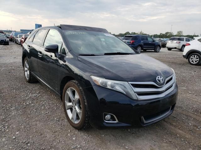 Toyota Venza • 2013 • 6 km 1