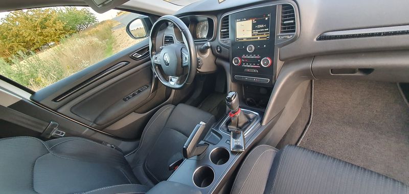 Renault Mégane • 2016 • 160,000 km 2