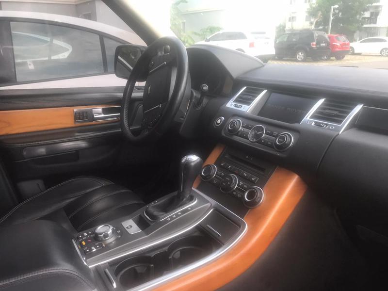 Land Rover Range Rover Sport • 2012 • 99,000 km 5