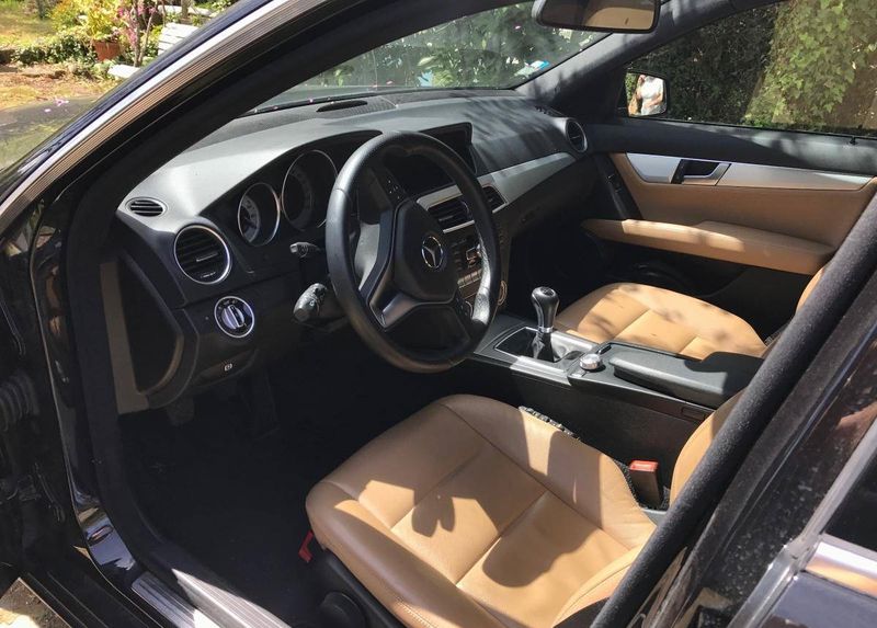 Mercedes-Benz C • 2012 • 180,000 km 6