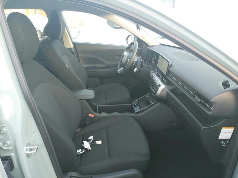 Hyundai Kona • 2025 • 57 km 3