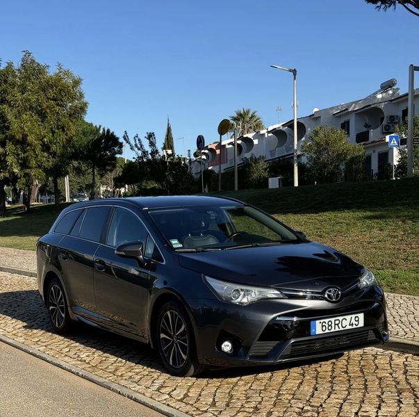 Toyota Avensis • 2016 • 176,000 km 1