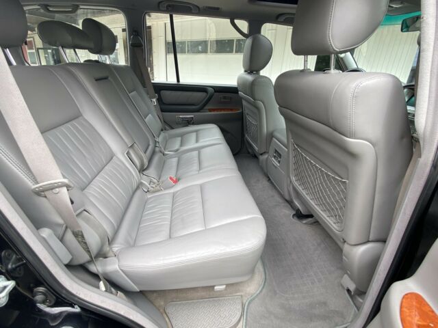 Toyota Land Cruiser • 2004 • 135,815 km 13