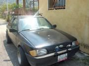 Ford Escort • 1984 • 105,000 km 9