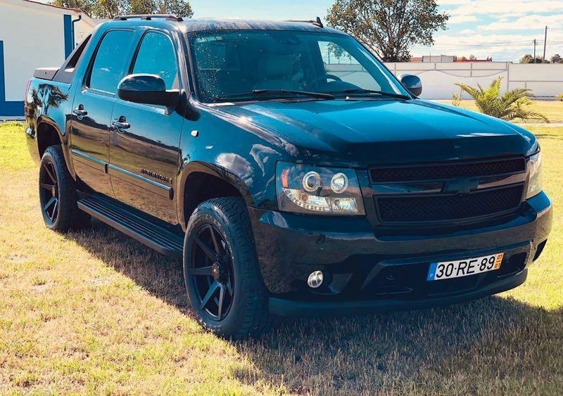 Chevrolet Avalanche • 2007 • 99,999 km 1