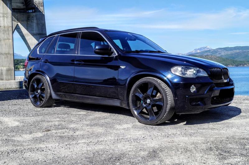 BMW X5 • 2009 • 237,000 km 4