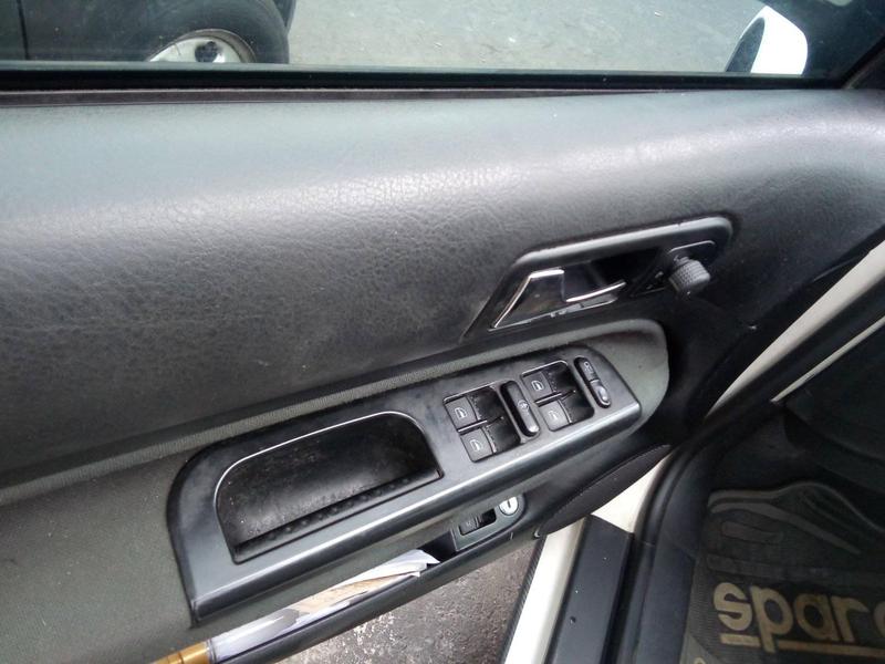 Volkswagen Jetta • 2006 • 211,074 km 2