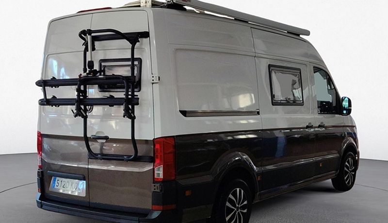 Volkswagen Crafter • 2017 • 94,835 km 3