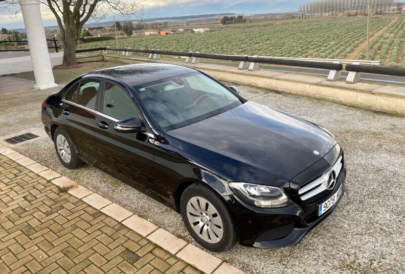 Mercedes-Benz C-Class • 2016 • 115,000 km 1