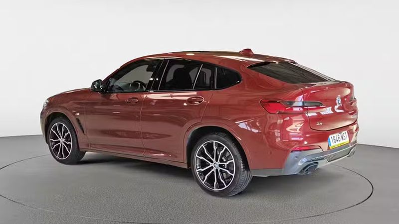 BMW X4 • 2020 • 80,016 km 2