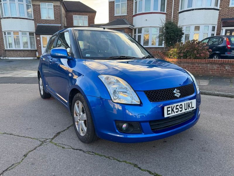 Suzuki Swift • 2009 • 73,000 km 2
