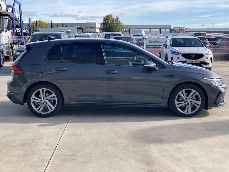 Volkswagen Golf • 2023 • 36,829 km 1