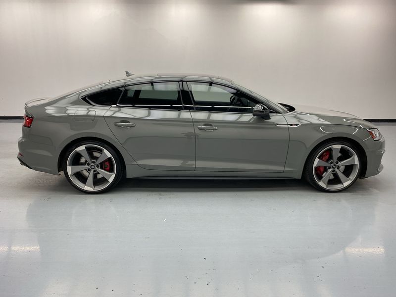 Audi S5 • 2019 • 10,702 km 2