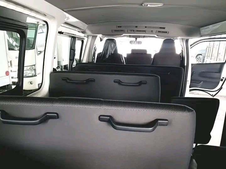 Toyota Hiace • 2017 • 50,000 km 2