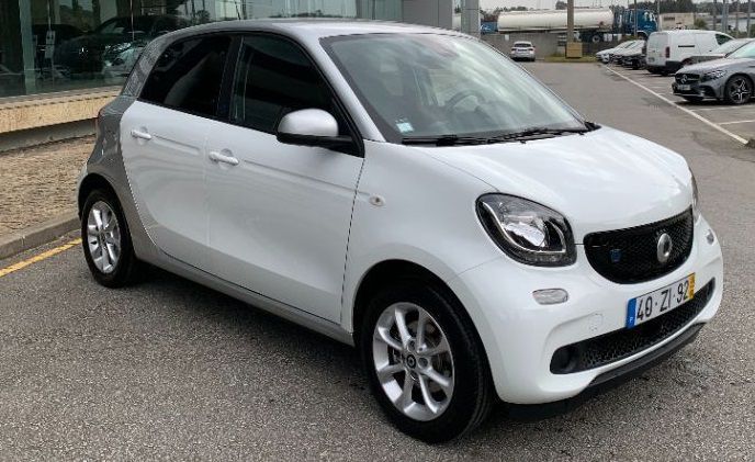 Smart Forfour • 2019 • 27,684 km 1