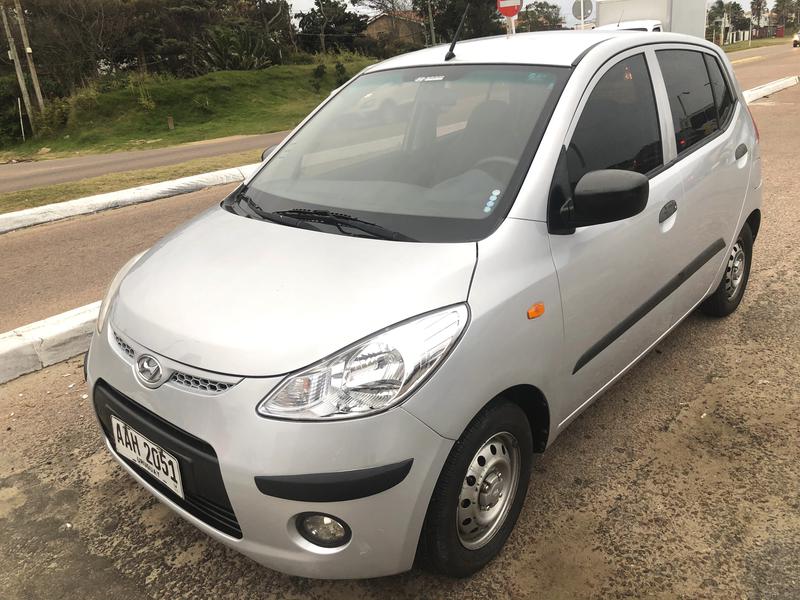Hyundai i10 • 2010 • 15,000 km 4