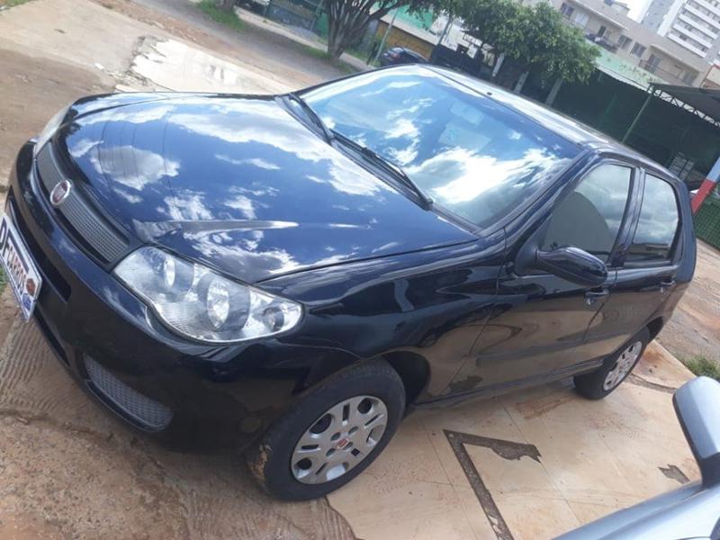 Fiat Palio Weekend • 2009 • 12,500 km 2