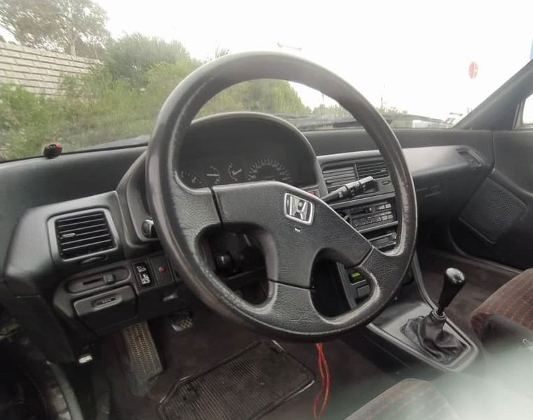 Honda CR-X • 1991 • 233,000 km 2