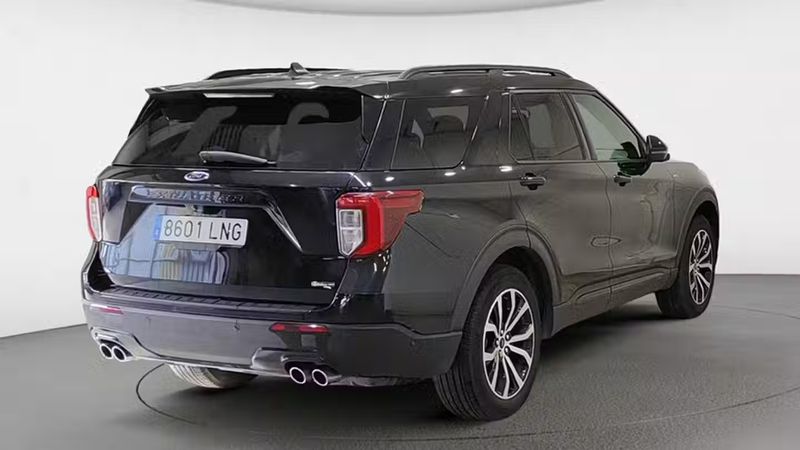 Ford Explorer • 2021 • 63,204 km 3