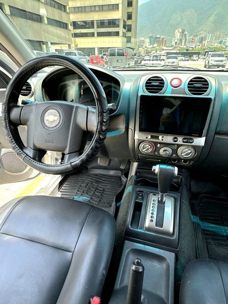 Chevrolet Luv • 2012 • 188,000 km 15