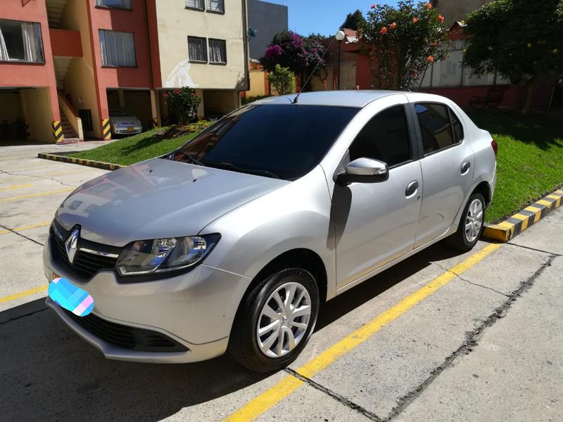 Renault Logan • 2018 • 43,000 km 4