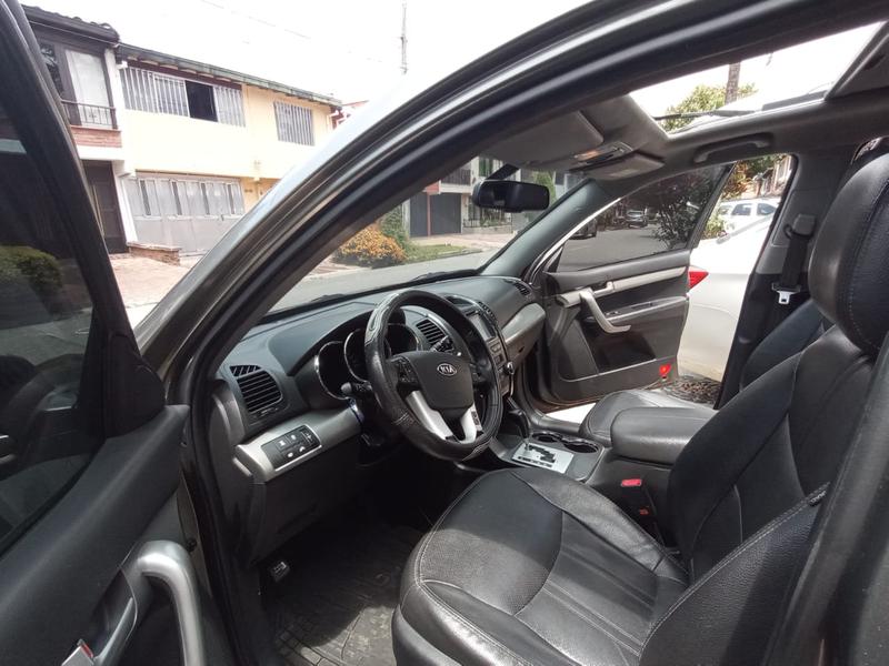 Kia Sorento • 2013 • 111,000 km 12