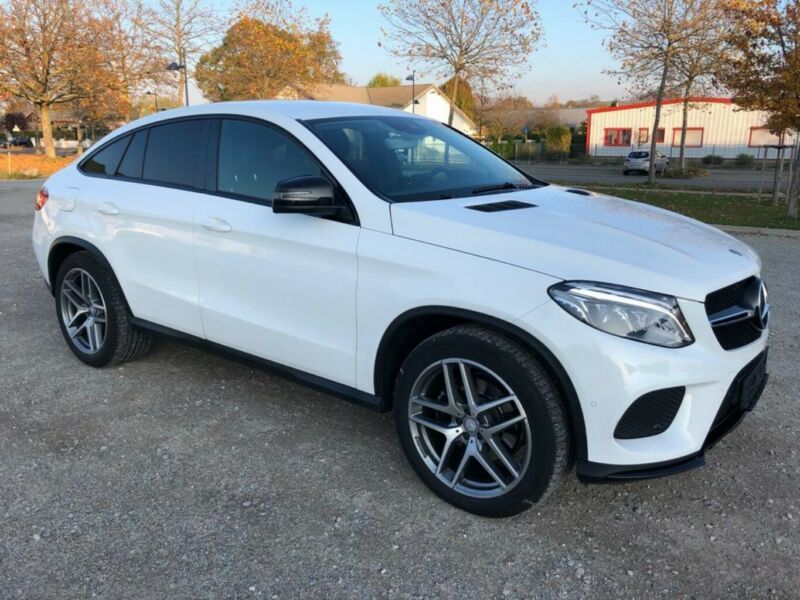 Mercedes-Benz GLE • 2015 • 193,000 km 13