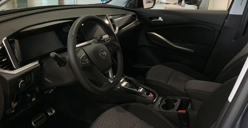 Opel Mokka • 2022 • 32,750 km 7